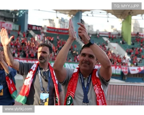 本周末足球赛事将迎来多场焦点战役，精彩对决备受期待