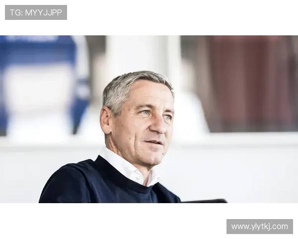 沙尔克主帅战术风格解析：注重防守组织与快速转换