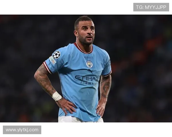 凯尔·沃克三中卫与边后卫多角色切换的战术价值 凯尔·沃克三中卫与边后卫多角色切换的战术价值