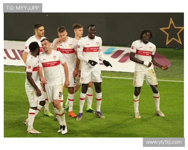 多特蒙德崩盘背后：年轻阵容稳定性不足，问题逐步显现